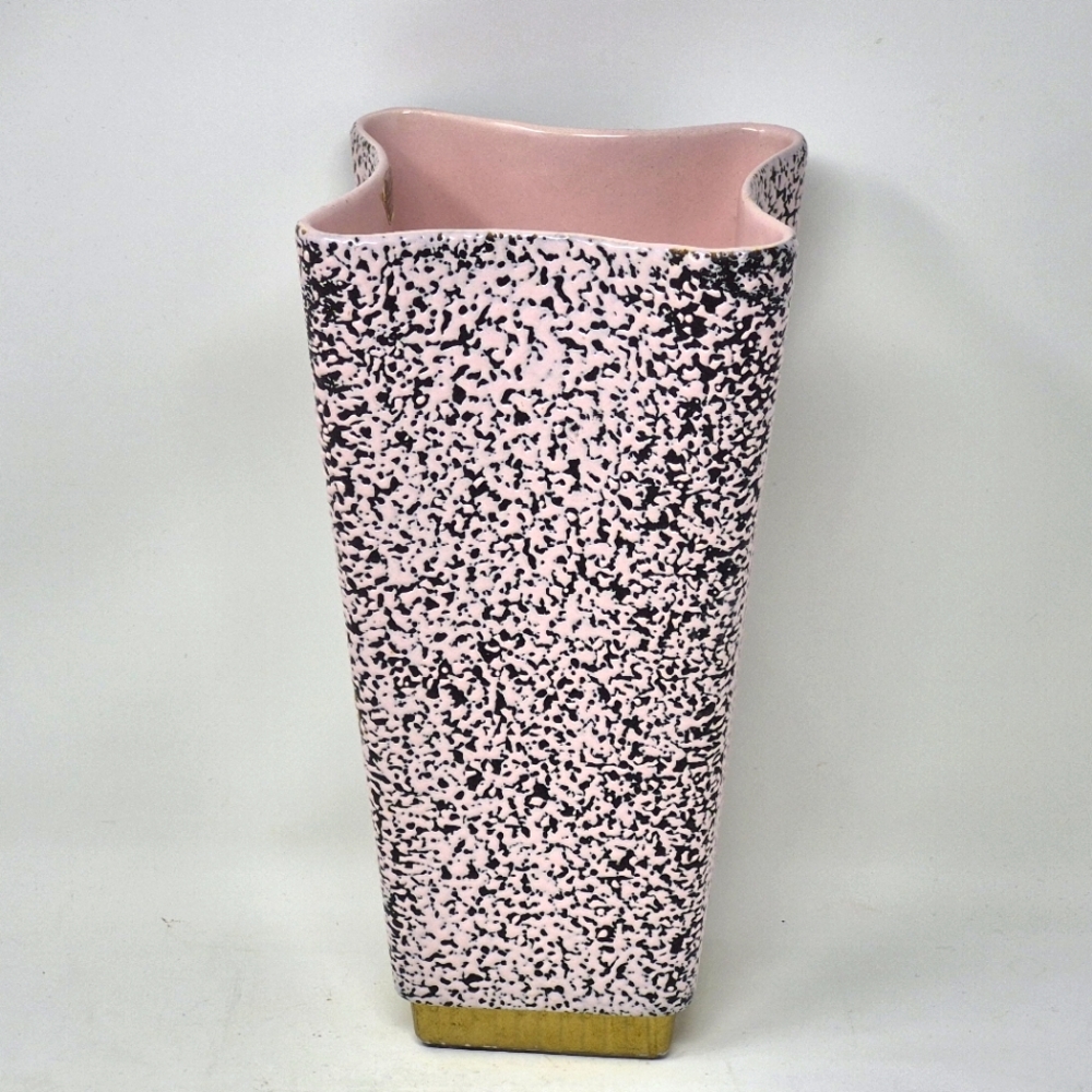 Vintage Shawnee Chantilly Vase Confetti Pink Color With Gold Base